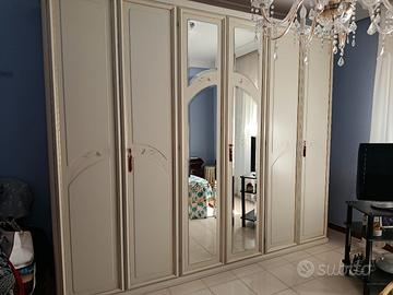 Armadio per camera da letto 