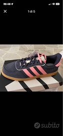 Scarpe ADIDAS con cartellino 39