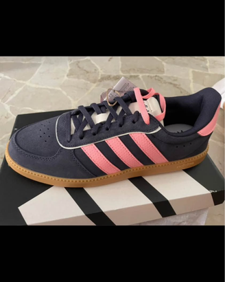 Scarpe ADIDAS con cartellino 39