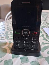 telefono cellulare alcatel
