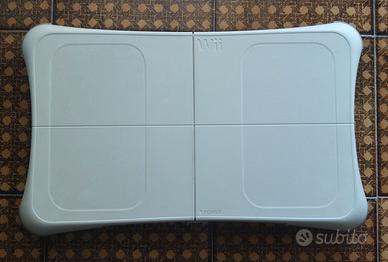 Wii Balance Board + Nintendo Wii Fit Plus