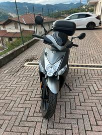 Scooter Kymko Agility 16