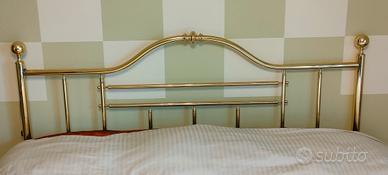 Letto completo in ottone con rete a doghe