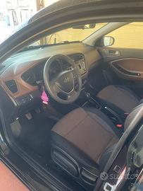 Hyundai i20 1.2 Classic 84 CV 2018