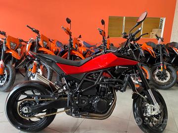 Husqvarna Nuda 900 - 2012