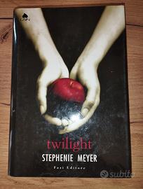 Twilight - Stephenie Meyer 