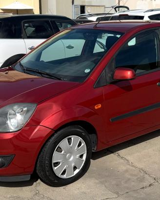 Ford Fiesta 1.4 TDCi 5p. Ghia