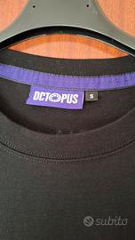 T-shirt nera con stampa Octopus 