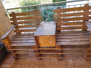 panchina in legno di bancali