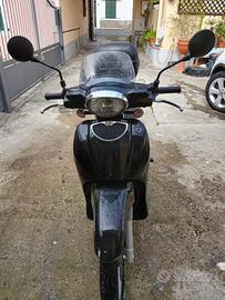 Aprilia Scarabeo 50 - 2011