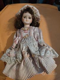 Bambola vintage porcellana