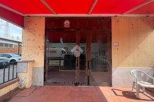 NEGOZIO A TERRANUOVA BRACCIOLINI