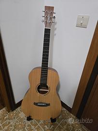 Chitarra acustica 4/4 ROADSTER II Natural TWR2PE