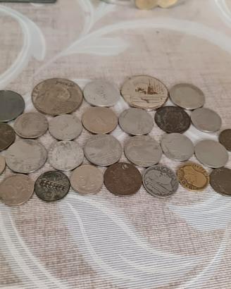 Lotto di monete estere  epoca vecchie lirevendo