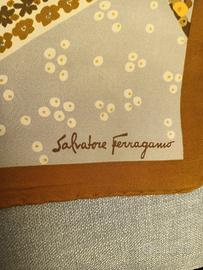 Foulard gucci e ferragamo