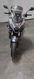 Moto Honda nc750x dct