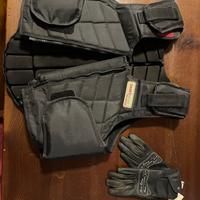 Corpetto protettivo e guanti