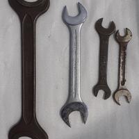 chiavi inglesi (tipo doppie)