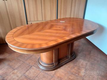 Tavolo in legno vintage anni 70 con sedie