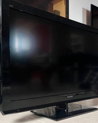 TV LCD Panasonic 32”