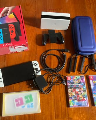 Nintendo Switch OLED Bianca + accessori