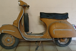 Vespa gl 150 targa e documenti radiata d ufficio