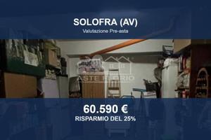 Immobile in asta di 104 m² con box auto a Solofra
