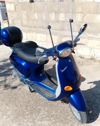 Piaggio Vespa ET4  50