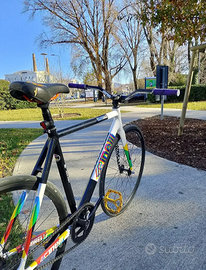 Fixie Cinelli Vigorelli Caleido 2015 scatto fisso