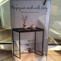 Portariviste con vassoio (tavolino da caffè)