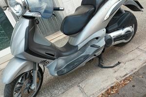 scooter beverly 500  del 2004 