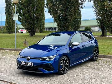 Volkswagen Golf 8 R 2.0 TSI DSG 4Motion AKRAPOVICH