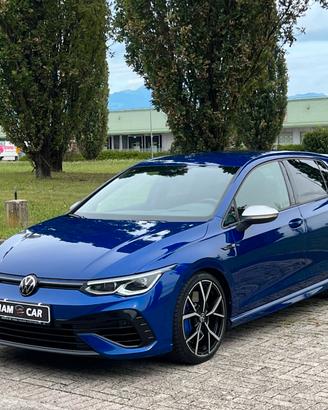 Volkswagen Golf 8 R 2.0 TSI DSG 4Motion AKRAPOVICH