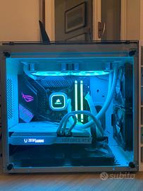 PC Gaming custom total white corsair