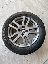 Cerchi O.Z. da 15 con gomme Hankook 