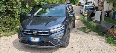 Dacia Jogger 1.0 GPL – 5 posti – 73.000 km – Ganci