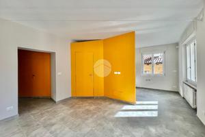 2 LOCALI A LANZO TORINESE