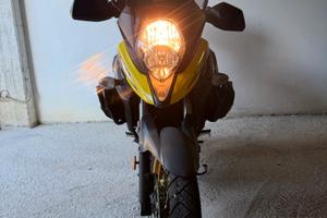Suzuki V-Strom 650XT explorer
