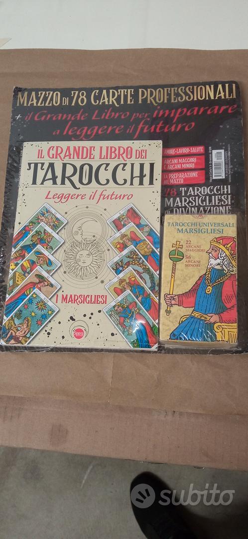 Magie Di Carta - - Il grande libro dei tarocchi + mazzo di 78 carte  professionali - n. 8 - bimestrale - luglio - agosto 2021