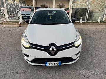N1 Renault Clio1.5 DCI FARI FULL LED 2019