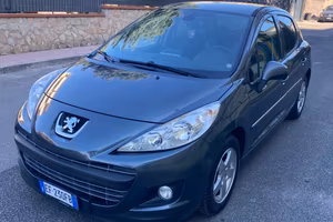 Peugeot 207 1.4 HDi Anno 2011 Full Pelle Navi