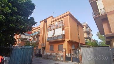4 LOCALI A ROMA
