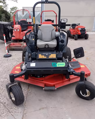 Tagliaerba professionale Toro Groundsmaster 7210 D