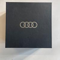 Ferma carte Audi