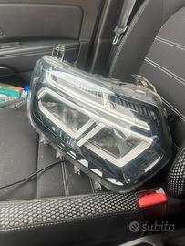 C.o.m.p.r.o Fanale Dacia Duster e pezzi di ricambi