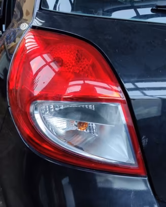 Fanale posteriore sinistro RENAULT CLIO del 2011