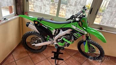 kawasaki 250 4 tempi