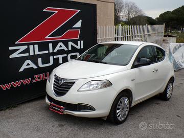 Lancia Ypsilon 1.3 MJT 75 CV Unyca
