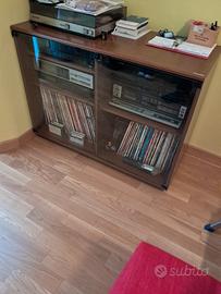 mobiletto per stereo 