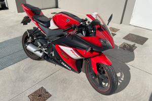 Yamaha YZF R125 (2008-2013)
